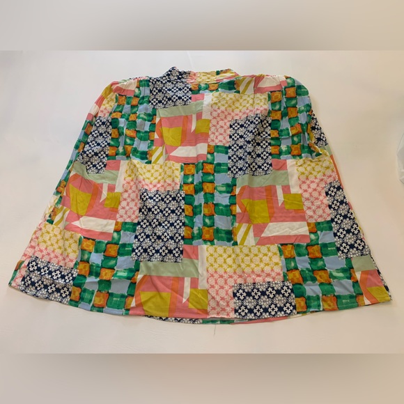 FATE Sweaten Up Color Block Top size medium, 100% rayon, block sleeves (K) - Picture 8 of 9